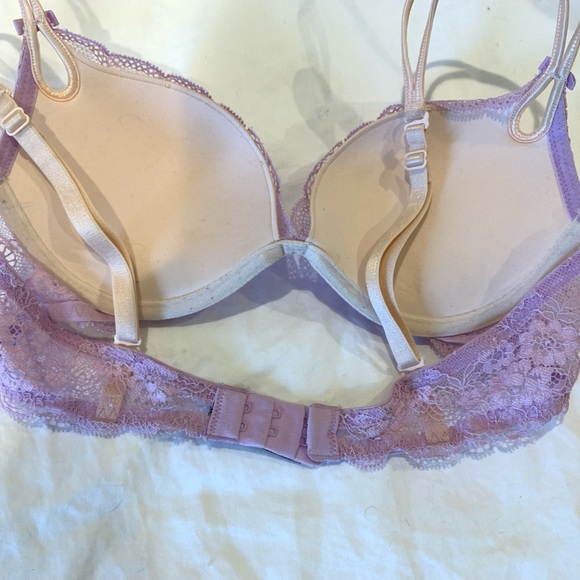 Victoria’s Secret sparkly push up bra 34B - Picture 4 of 7